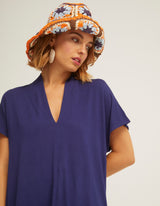 BLUSA ESCOTE PICO