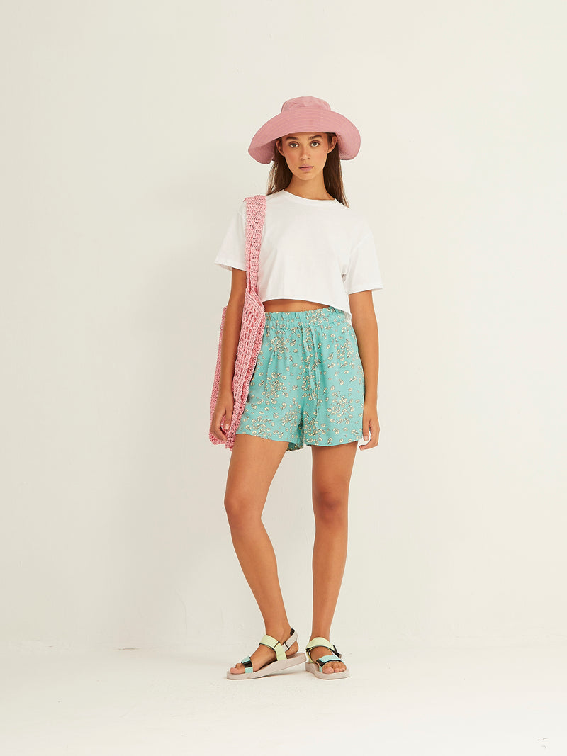 High-waisted Bermuda shorts